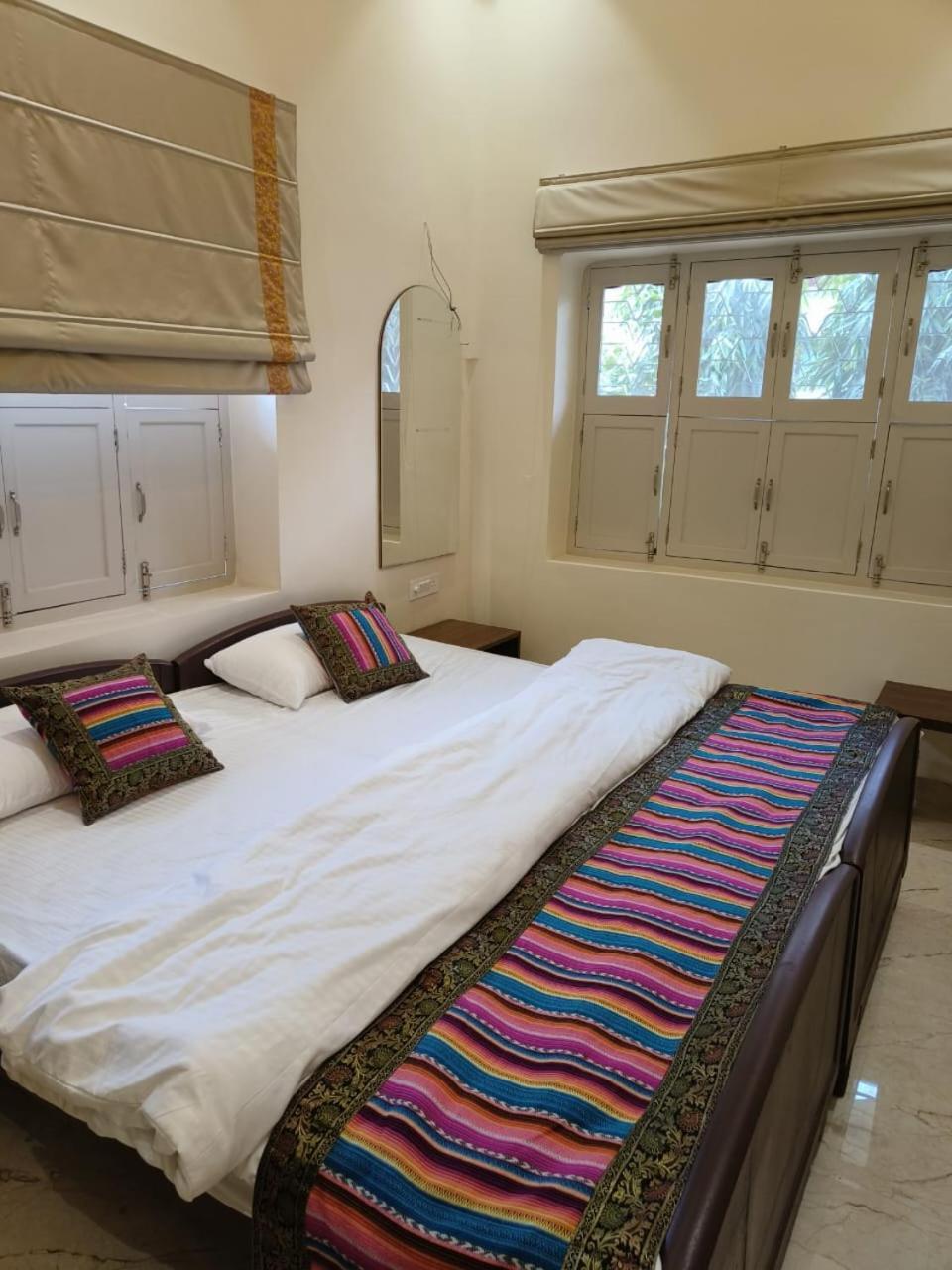 Heritage Haveli Varanasi Ngoại thất bức ảnh